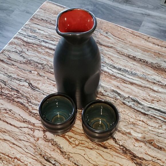 3 Piece Saki Set - Picture 2 of 2